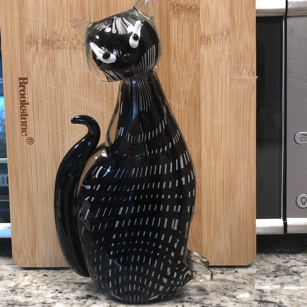 Black and White Glass Cat Figurine